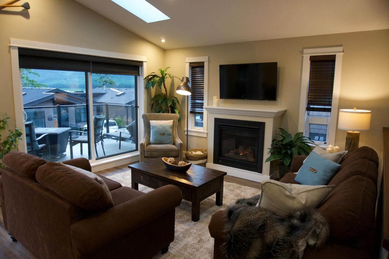 Port Renfrew Vacation Rentals Екстер'єр фото