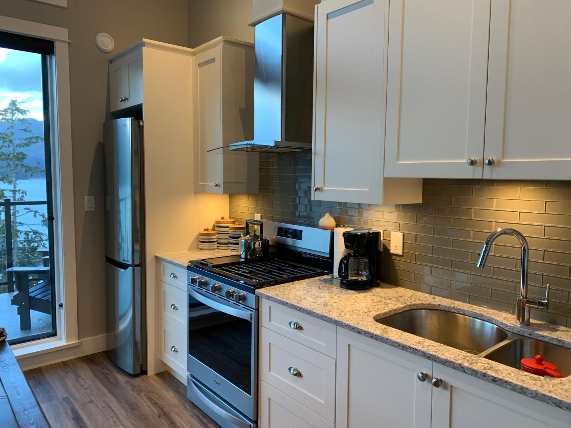 Port Renfrew Vacation Rentals Номер фото