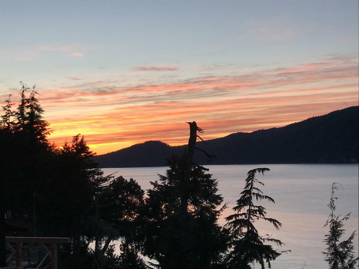 Port Renfrew Vacation Rentals Екстер'єр фото