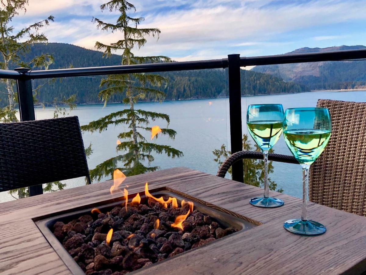 Port Renfrew Vacation Rentals Екстер'єр фото